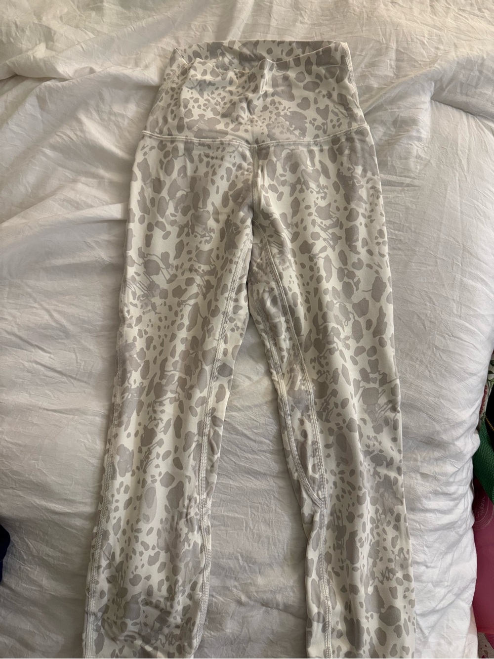 lululemon athletica Neutral Gray Leopard Print Leggings